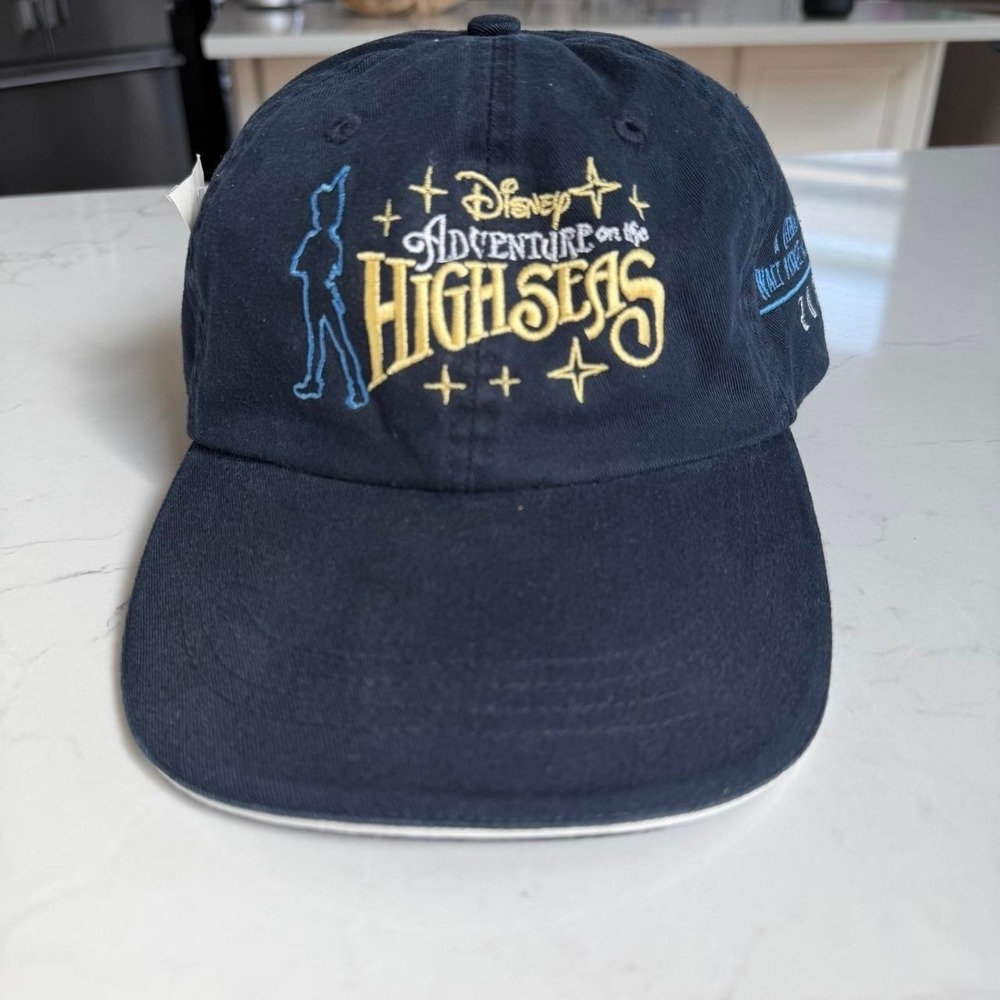 Disney Adventure on the High Seas 2003 Walt Disney Art Classics Hat Cap NWT